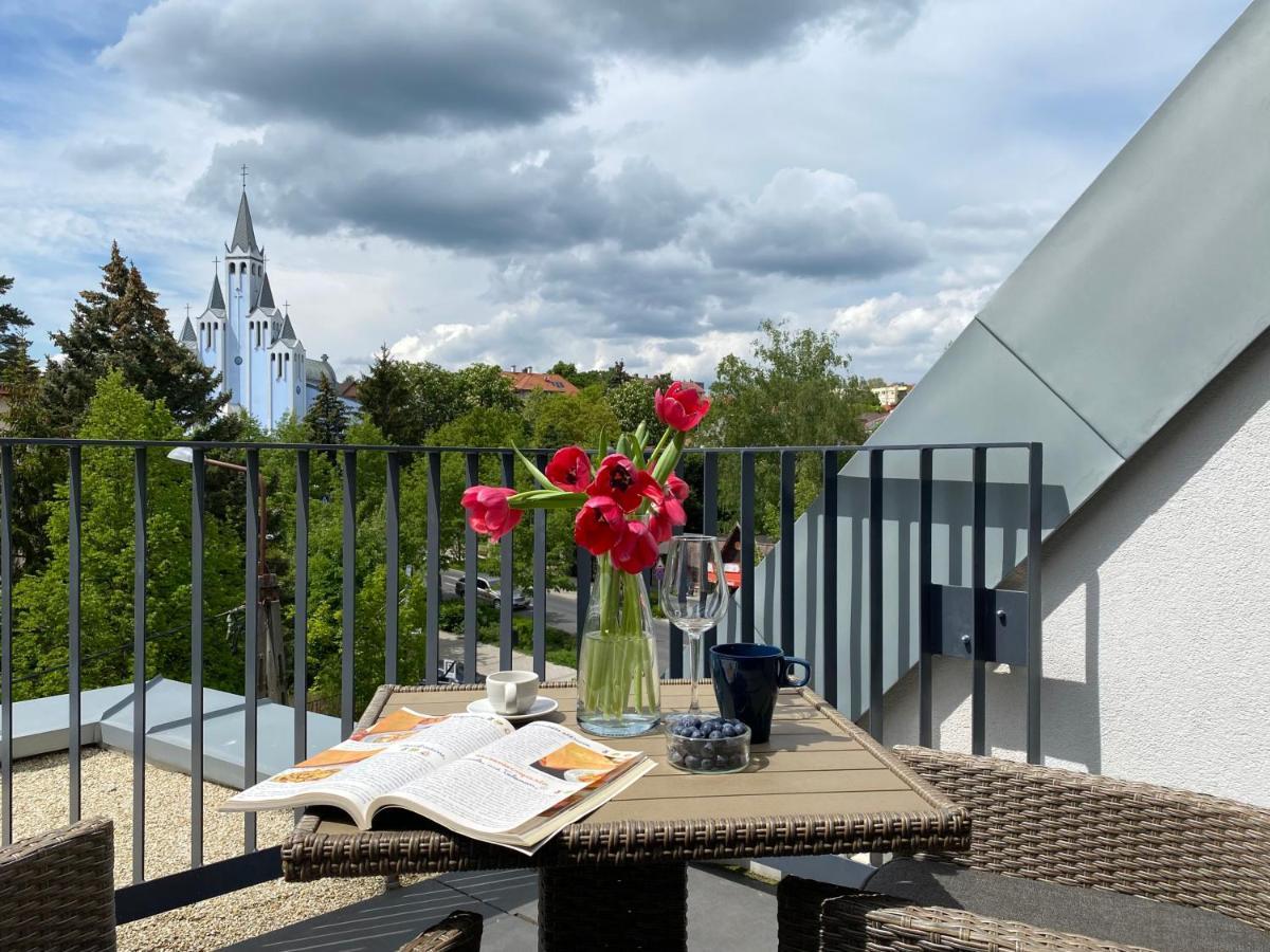 Iris Appartement In Heviz Mit Tiefgarage Und Panoramaaussicht Экстерьер фото